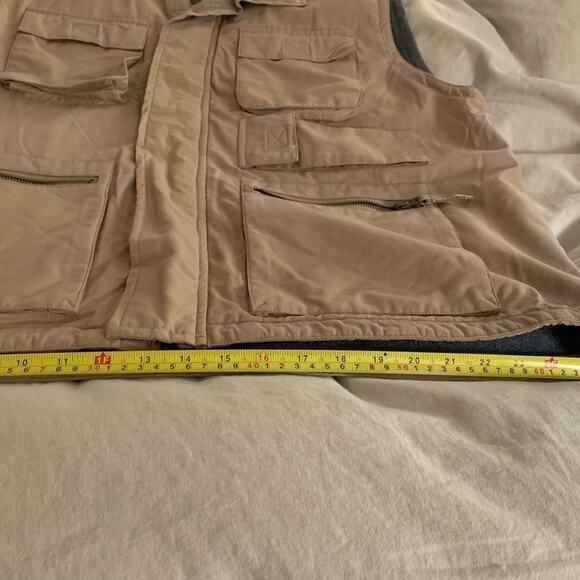 Fieldmaster Men’s Outdoor Tan Fishing hunting Vest size XL with knife po… - Picture 8 of 14